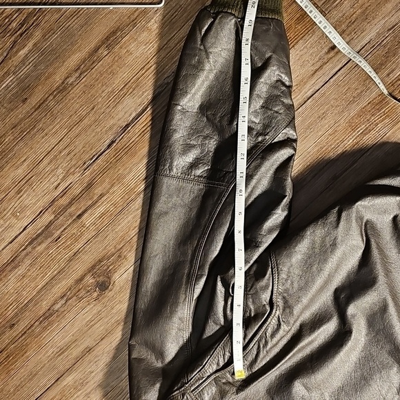 Men's Members Only Black Leather Sherpa Lined Jacket W Removable Lining Sz 40 - Picture 8 of 8